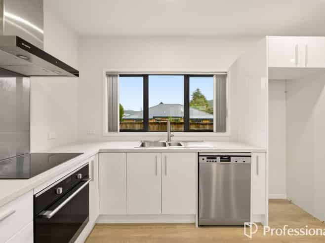 15A Burden Avenue, Wainuiomata