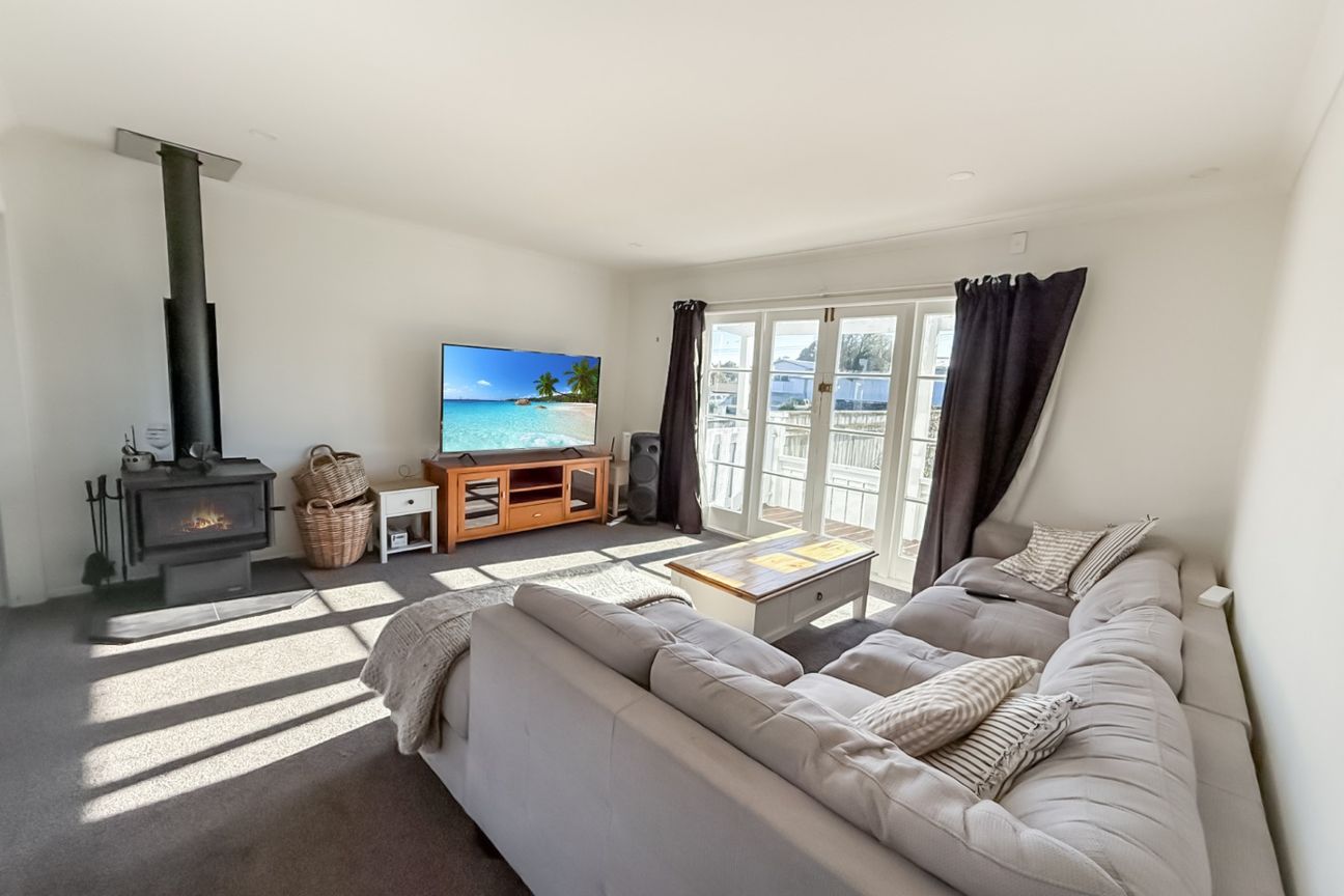 TAUHARA - 3 BED + SLEEPOUT - Altro