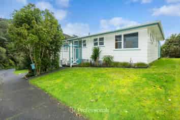 27 Ngahere Street, Stokes Valley