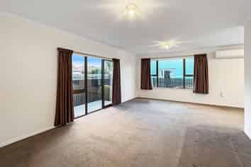1/11 Sylvia St, Parklands