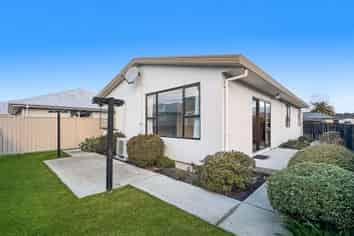 1/11 Sylvia St, Parklands