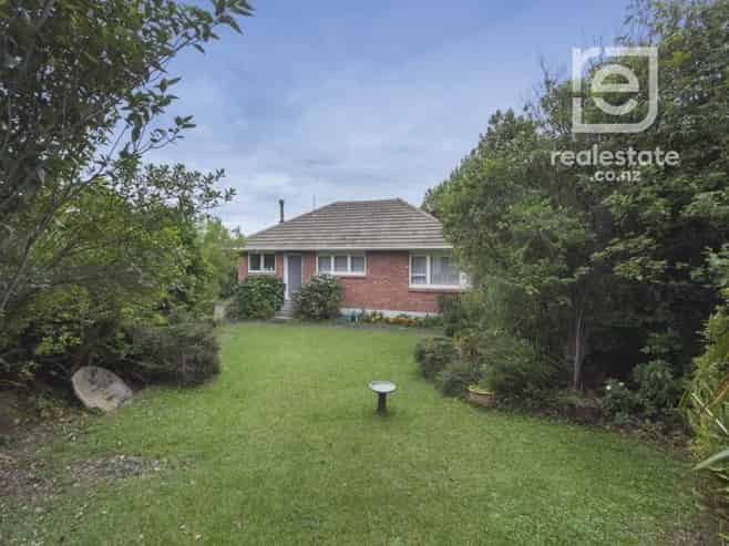 416 Don Buck Road, Massey