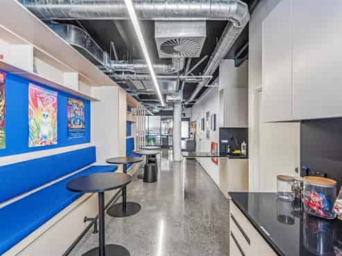 Modern Newly Refurbished Offices Next To The CRL