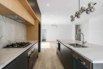 61 Discovery Drive, Gulf Harbour