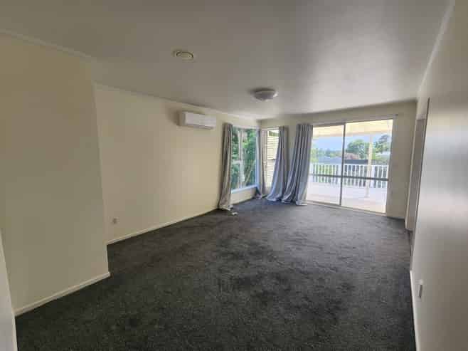 22 Parrs Cross Road , Henderson
