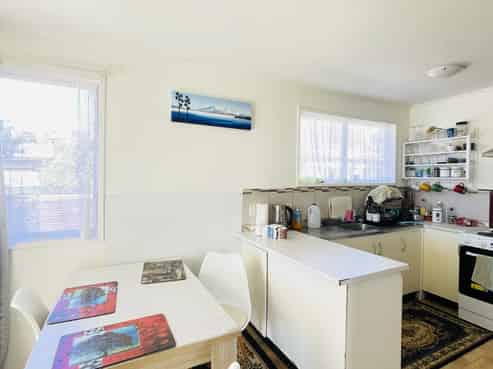 22 Parrs Cross Road , Henderson