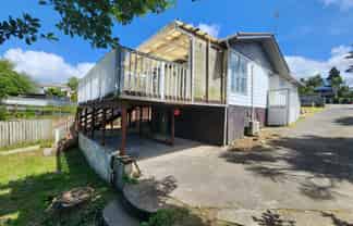 22 Parrs Cross Road , Henderson