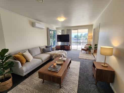 22 Parrs Cross Road , Henderson
