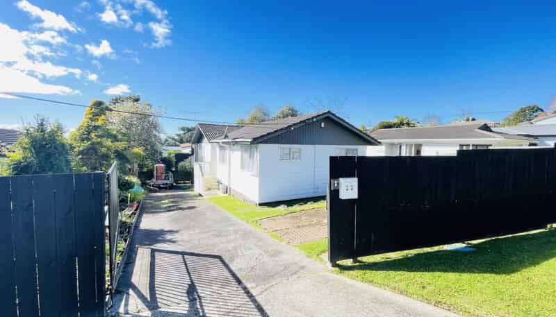 22 Parrs Cross Road , Henderson