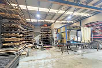 HIGH STUD WAREHOUSING WITH OFFICE
