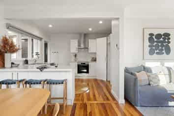 13 Brocas Avenue, Hillcrest