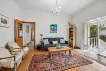 22 Summer Street, Stanley Point
