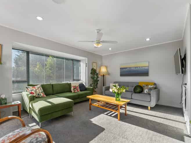2/21 Clifford Avenue, Bishopdale