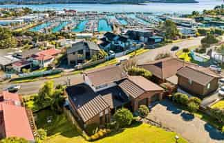 3 Icarus Place, Half Moon Bay