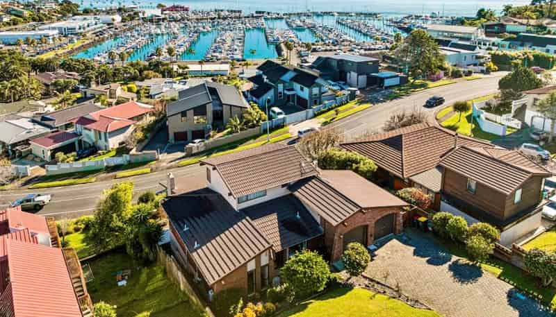 3 Icarus Place, Half Moon Bay