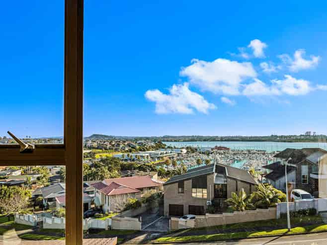 3 Icarus Place, Half Moon Bay