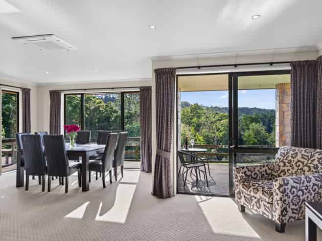 415 Cemetery Road, Maunu