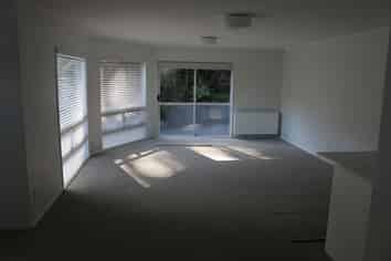 87 Grant Road, Thorndon
