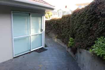 87 Grant Road, Thorndon