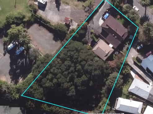 3/1 Claude Brookes Drive, Henderson