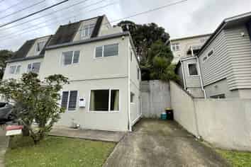 52 Hohiria Road , Hataitai