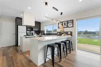 321 Amreins Road, Taupaki