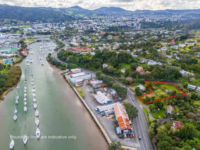  31 Riverside Drive and 4 Punga Grove Avenue, Riverside
