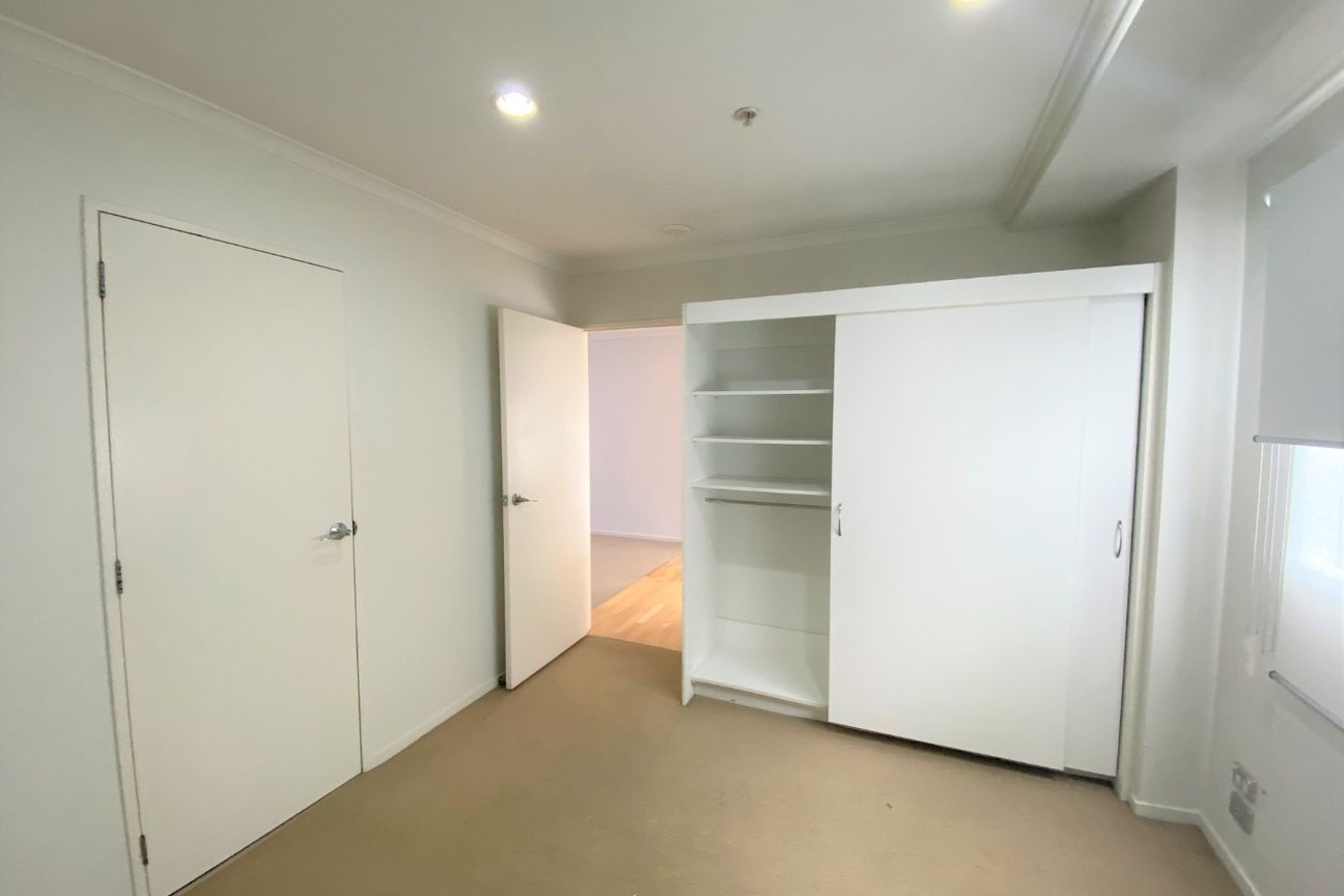 Queen's lodge 2 bedroom, 2 bathroom with carpark - View 6