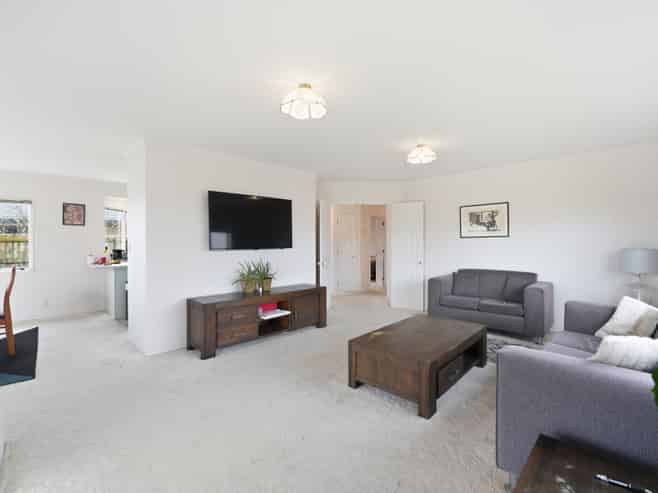 14 Brymer Road, Grandview Heights