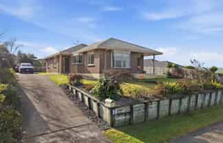 14 Brymer Road, Grandview Heights