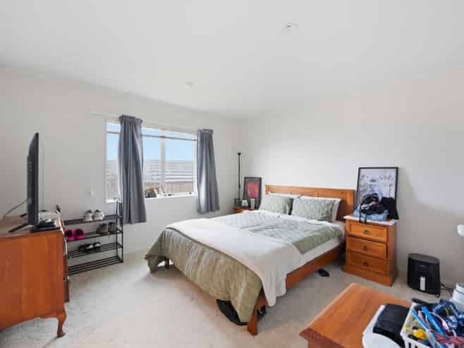 14 Brymer Road, Grandview Heights