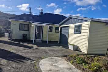 46 Main Road, Wainuiomata