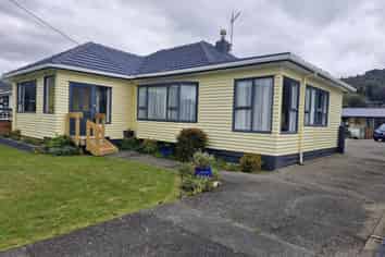 46 Main Road, Wainuiomata