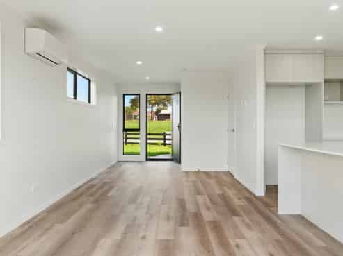 16 Keri Rua Road, Cambridge