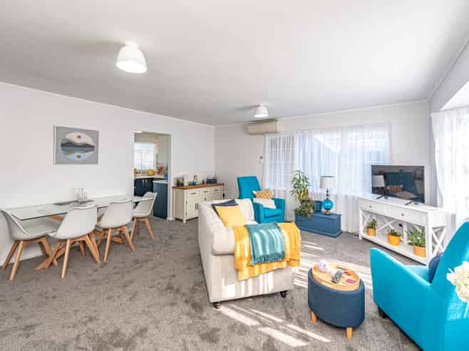 2/16 Cambridge Street, Gonville