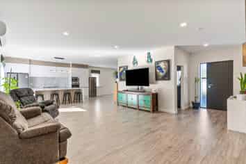52 Jeroboam Loop, Kumeu