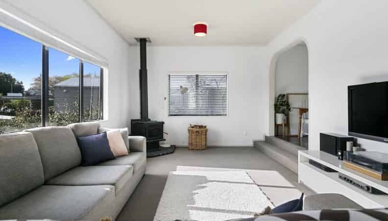 33 Tawa Street, Hilltop