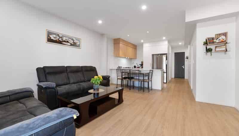 51 Minhas Road, Papakura