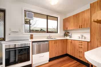 7 Woodbury Street, Avonhead