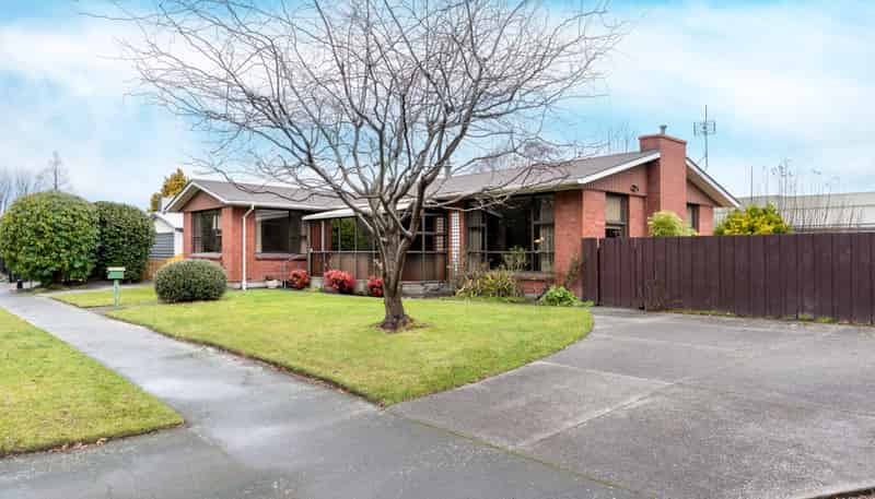 7 Woodbury Street, Avonhead