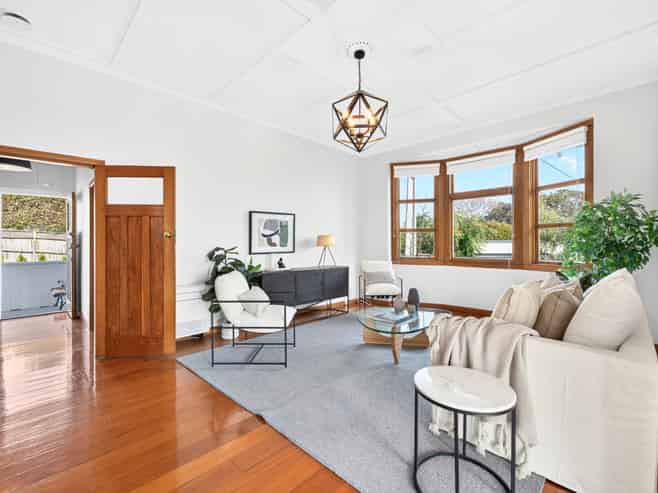 49A Glen Road, Devonport