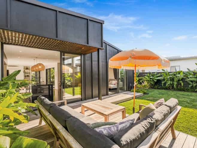 15 Awatira Drive, Papamoa
