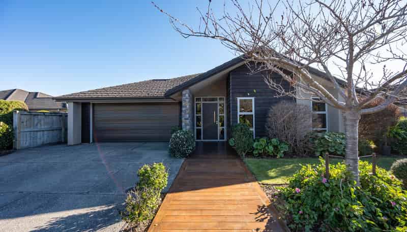 6 Stedyl Crescent, Richmond