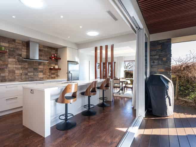 6 Stedyl Crescent, Richmond