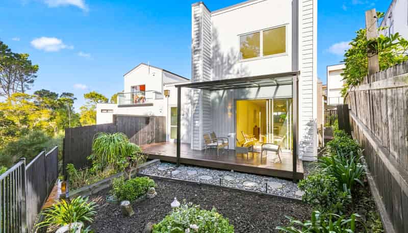 6 Aoraki Crescent, Albany Heights