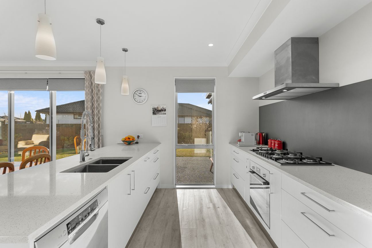 Quality Homes Like This Don't Last! - Aanzicht 6
