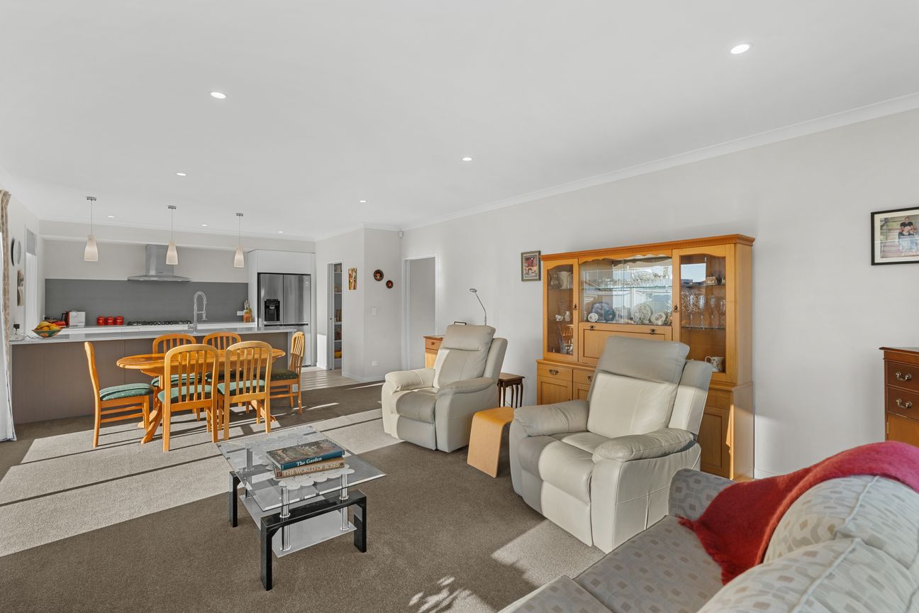 Quality Homes Like This Don't Last! - Aanzicht 2