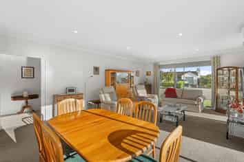 42 Contrail Street, Wigram