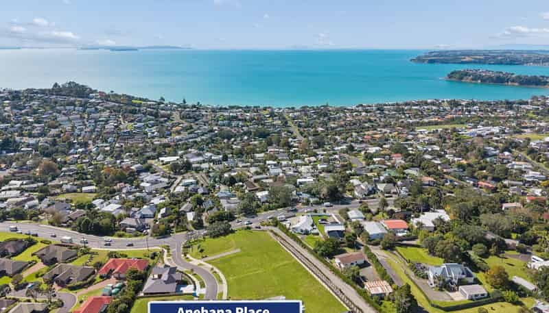  Anehana Place, Stanmore Bay