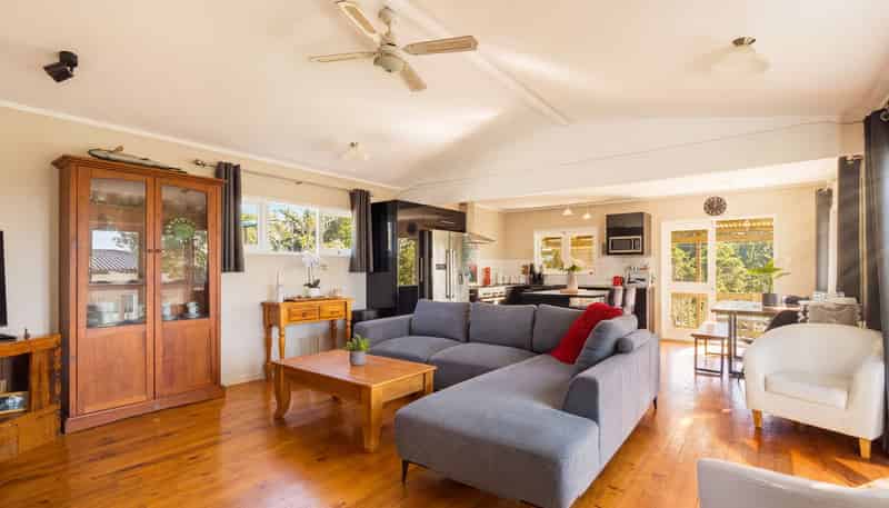 29 Cedar Terrace, Stanmore Bay